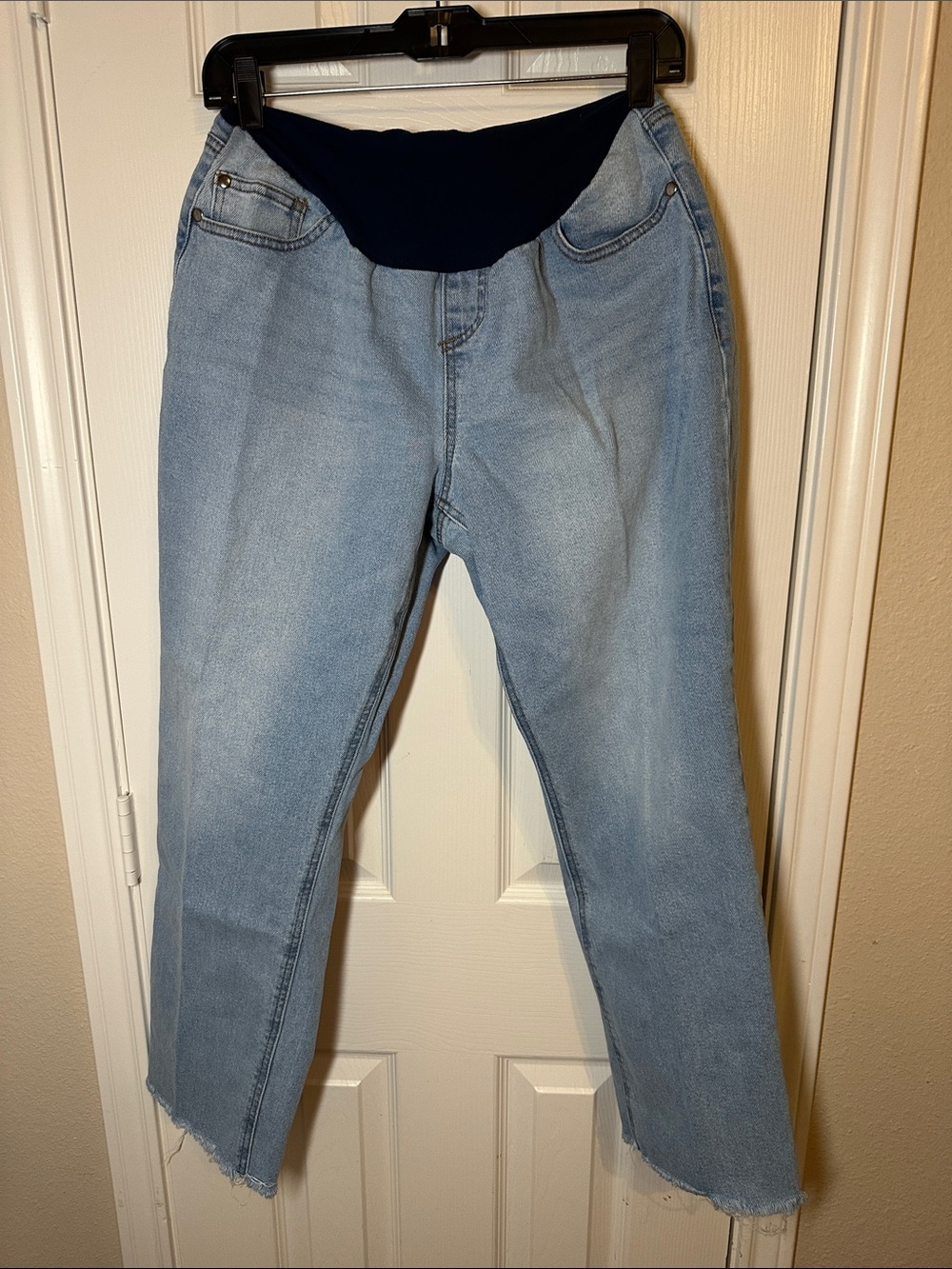 Maternity Jeans by Motherhood. Light Blue Straight Leg  EUC size XL.